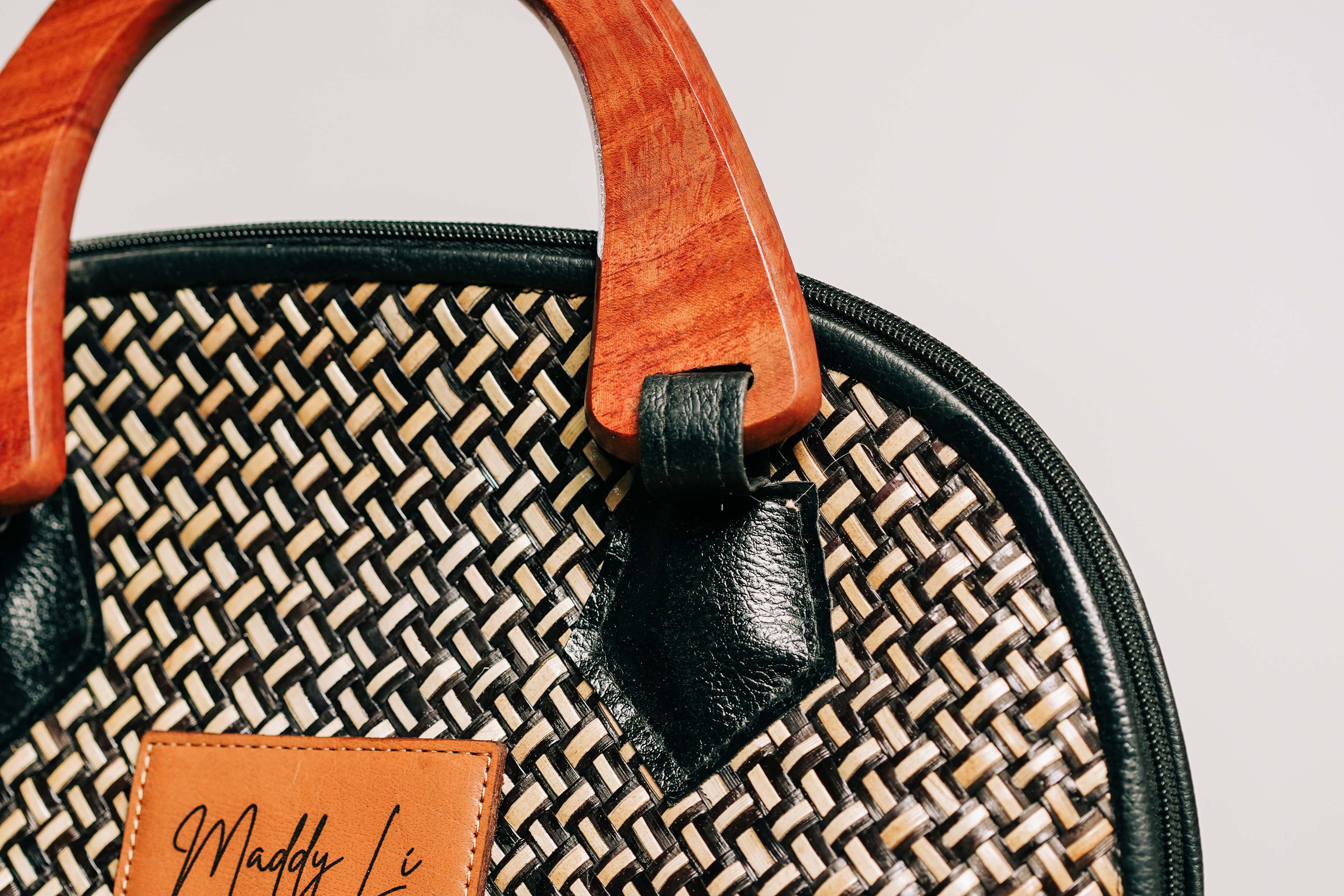 Maddy Lí Aria handbag macro weaving close up view