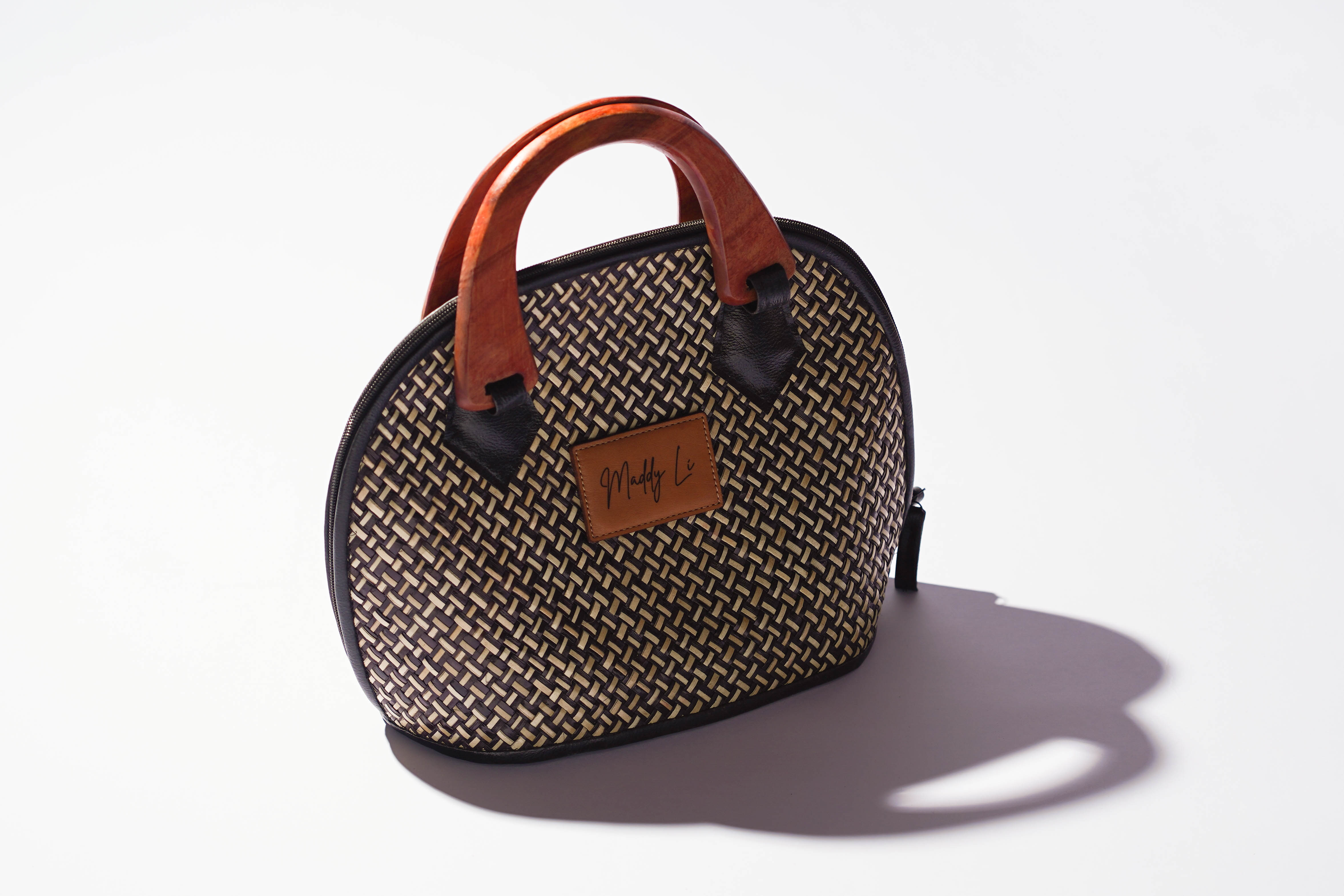 Maddy Lí Aria luxury handbag detail view