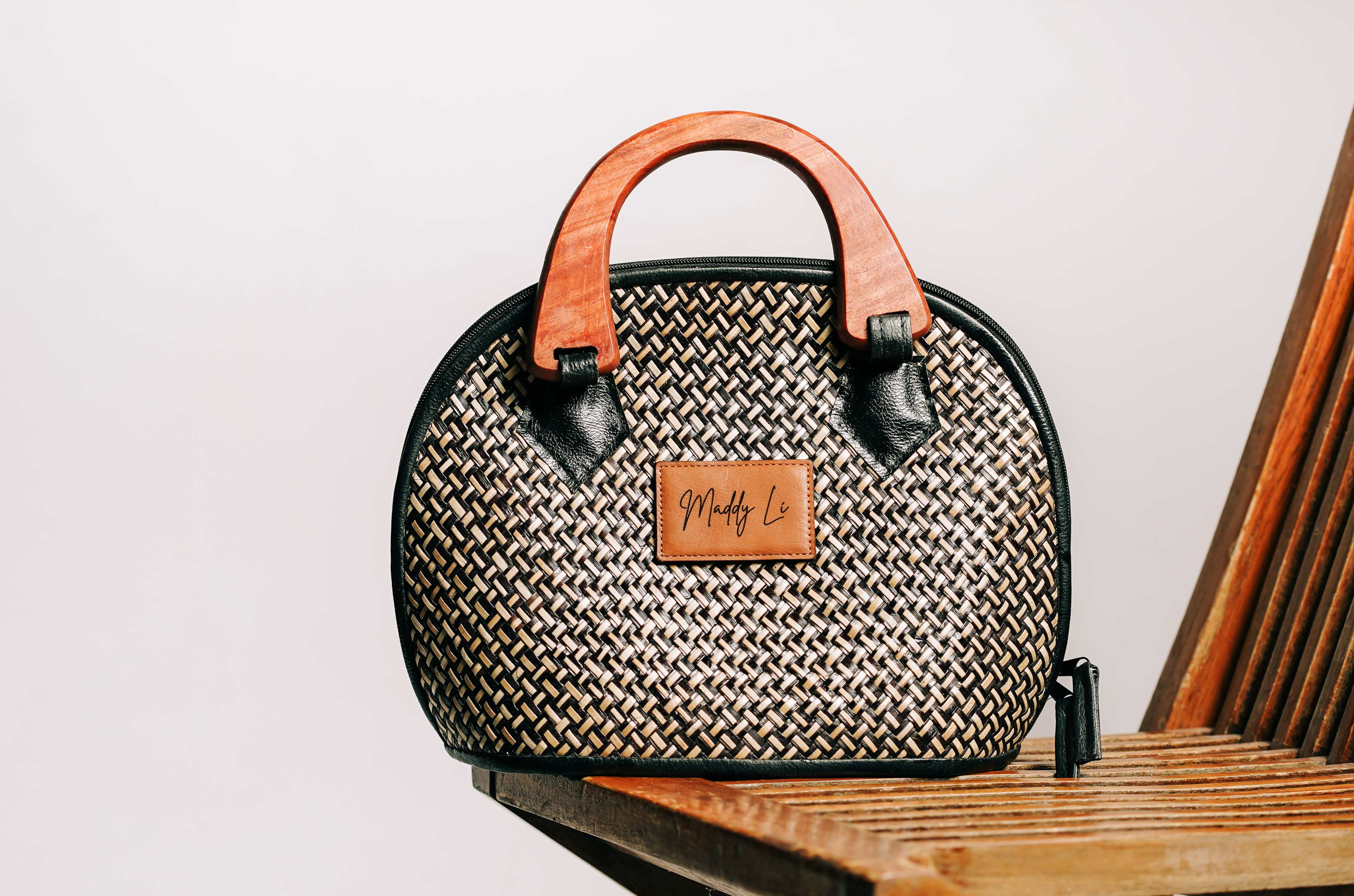 Maddy Lí Aria luxury handbag inside view