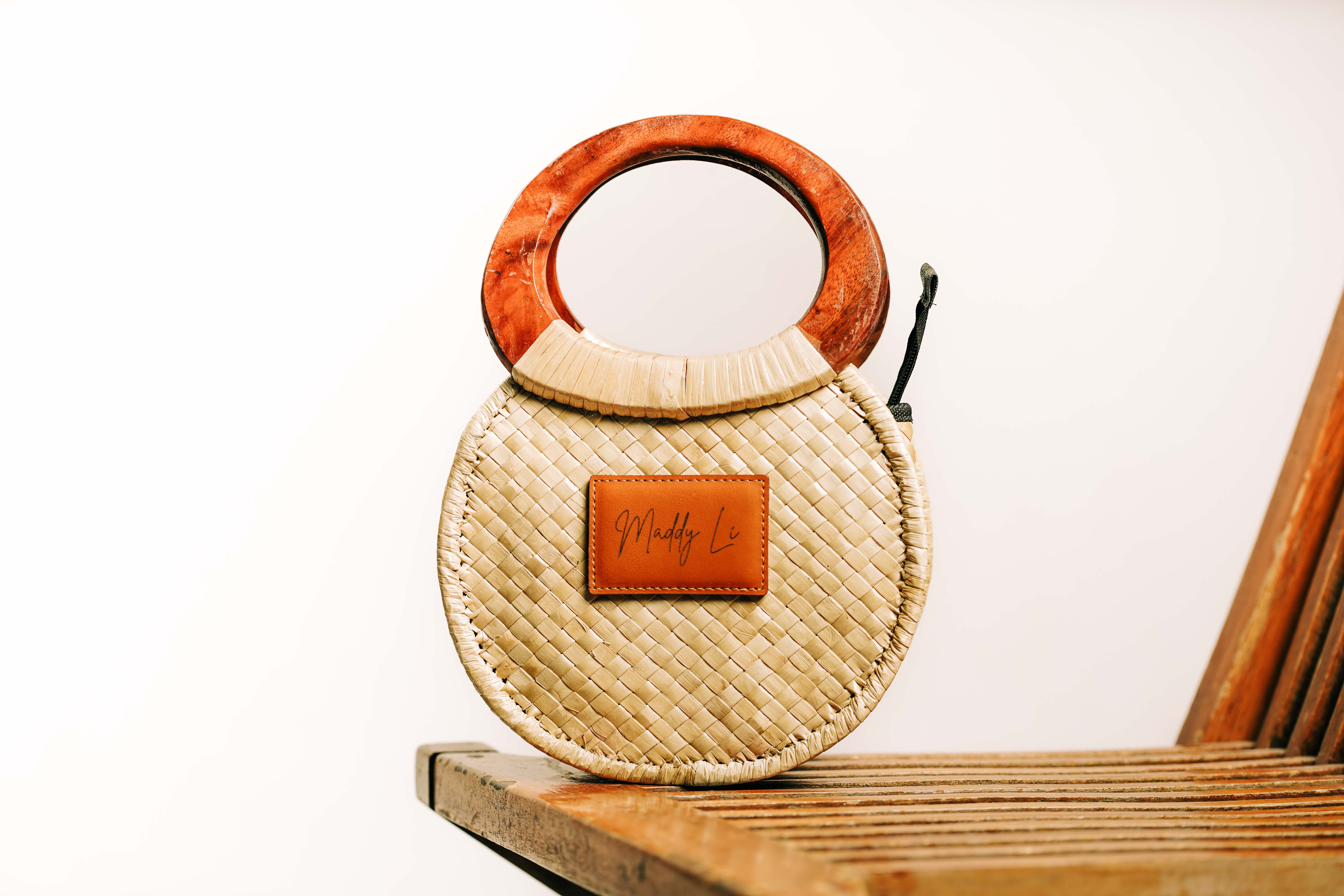 Maddy Lí Aria handbag macro weaving close up view